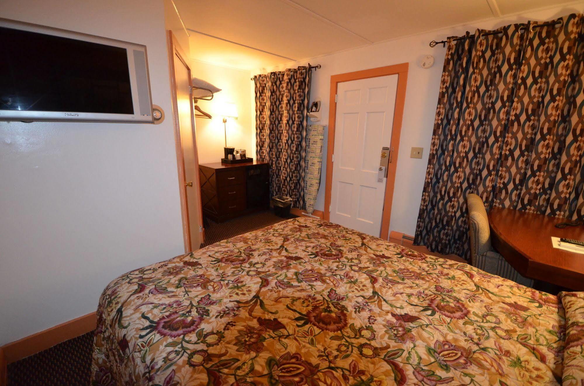Williamstown Motel Dış mekan fotoğraf